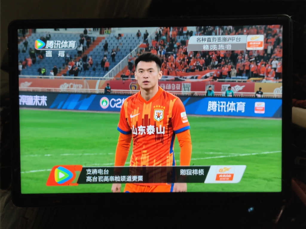 頻頻強攻內
